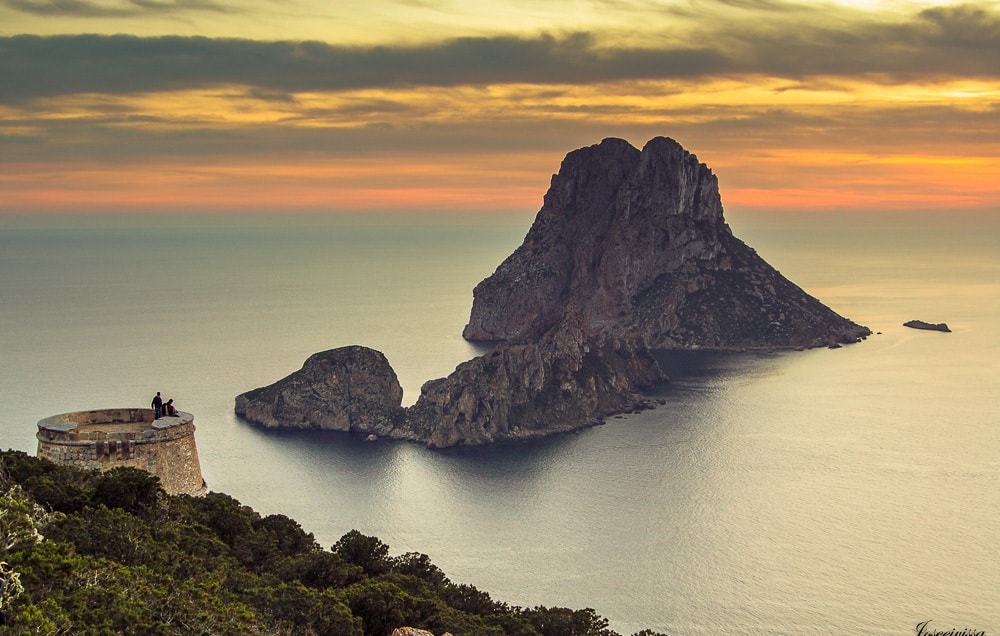 Sant Agusti des Vedra property buyers praise scenic views of the area.