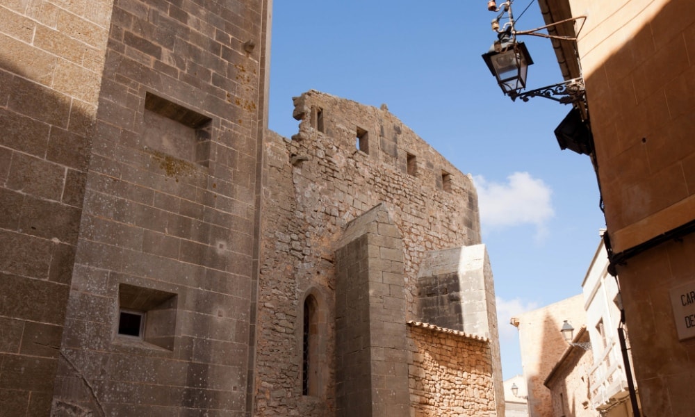 porta murada town wall santanyi mallorca