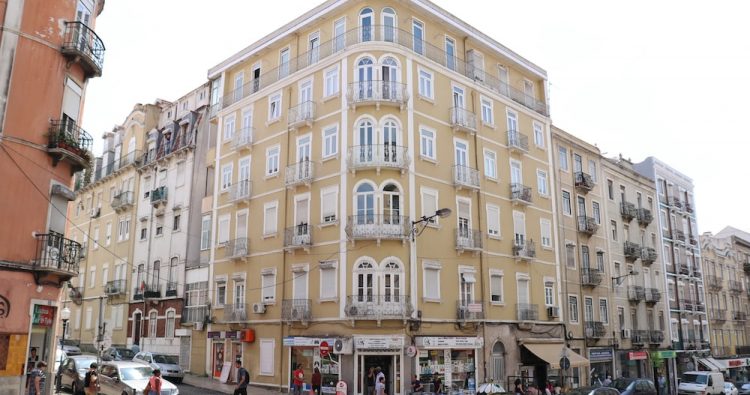 portugal-property-street-lisbon-marketwatch