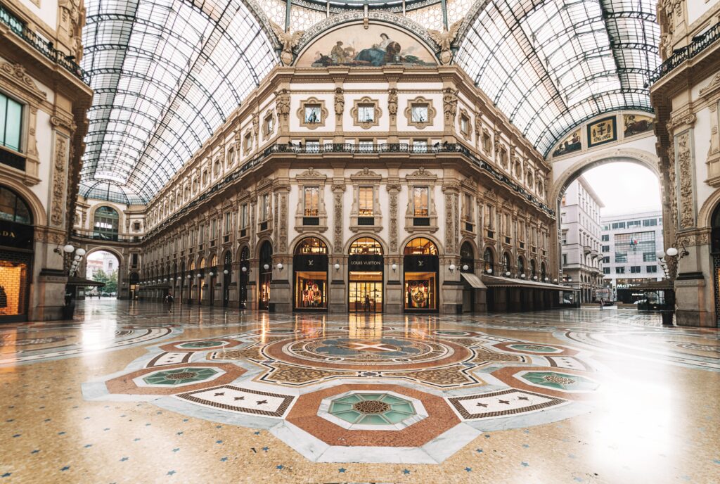Galleria Vittorio Emanuelle II, Milan, Italy