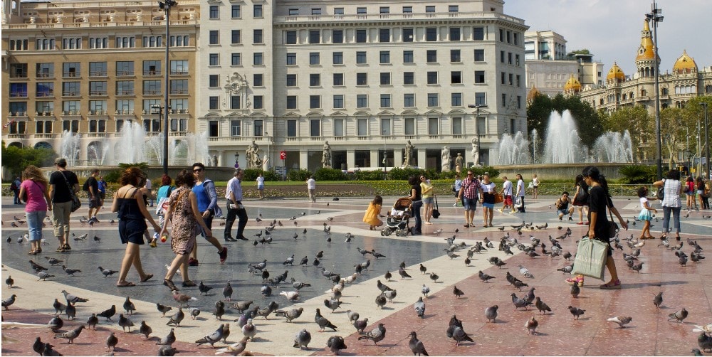 Plaza en el Raval, Barcelona, España