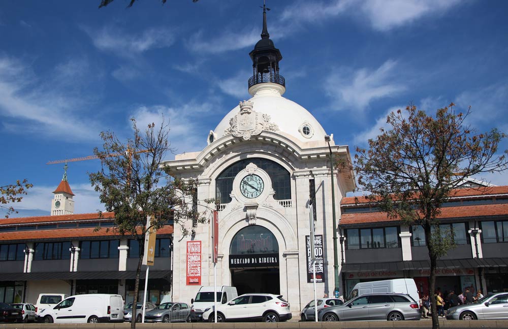 Mercado da Ribeira ou Time Out Market, um ponto turístico no Cais do Sodré