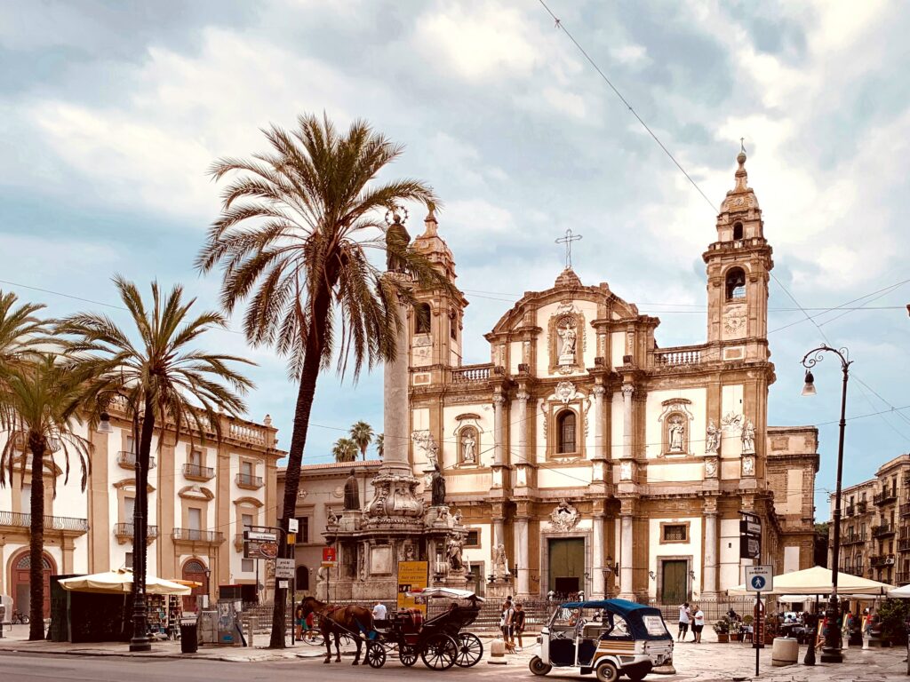 Piazza San Domenico, Palermo, Italia