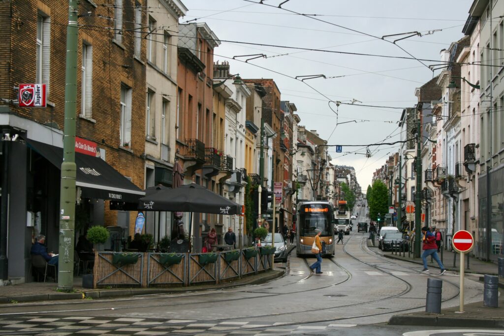 understanding the real estate market, transportation and lifestyle of Brussels
