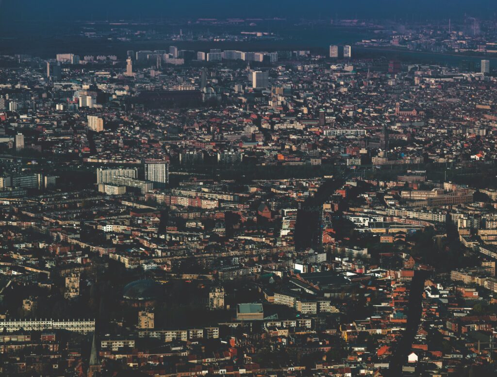 using data integration tools, real estate professionals can access the best investments in Antwerp's real estate market