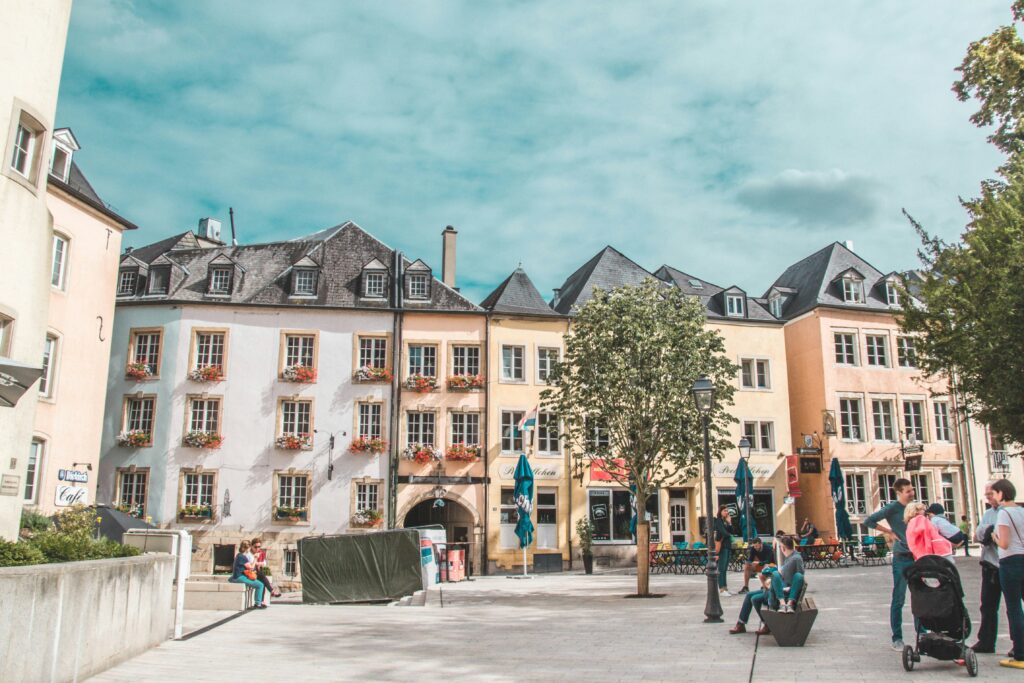 By leveraging AI data with the help of data integration tools, real estate professionals can find the gems of the real estate market in Luxembourg